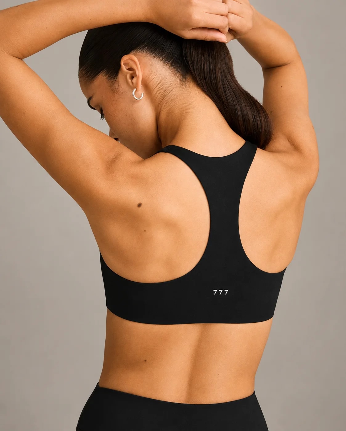 777 FORM BALLET BRA Black, detalle posterior