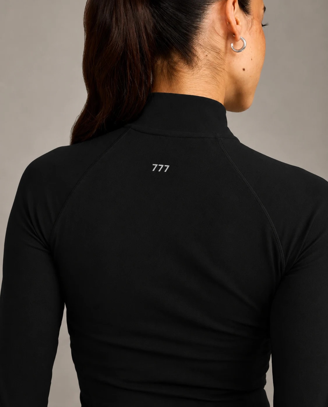 777 FORM ESSENTIAL JACKET Black, vista posterior