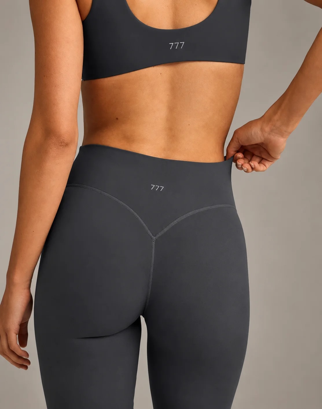 777 FORM LEISURE PANT Coal, vista posterior
